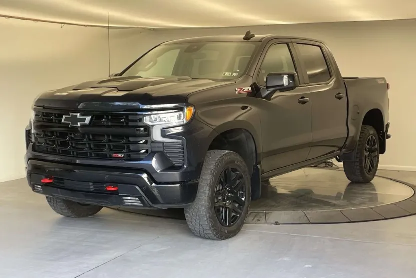 2024 Chevrolet Silverado 1500 LT Trail Boss photo 1