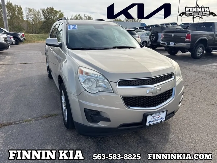 2012 Chevrolet Equinox LT photo 1