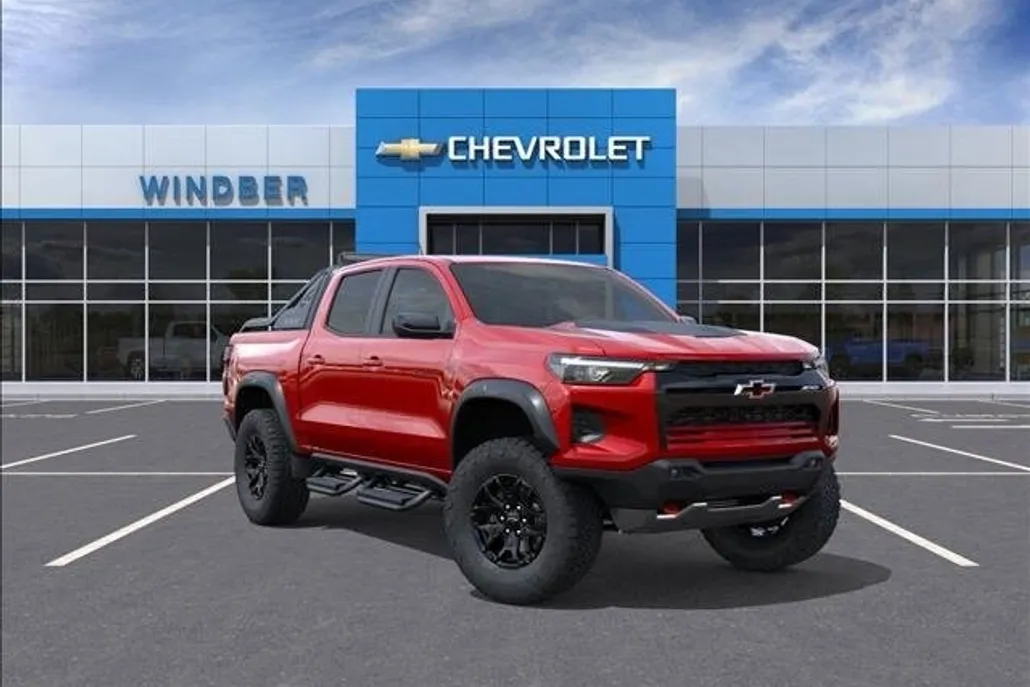 2025 Chevrolet Colorado ZR2 photo 1