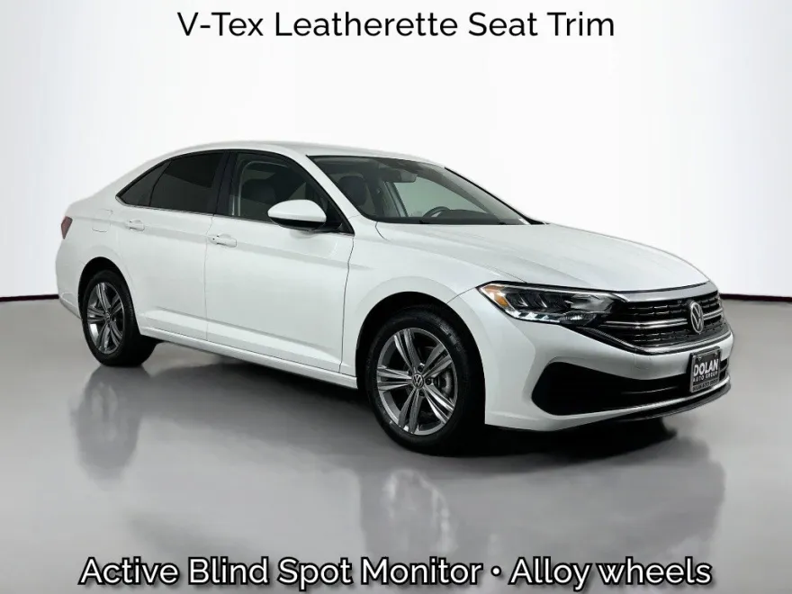 2024 Volkswagen Jetta SE photo 1