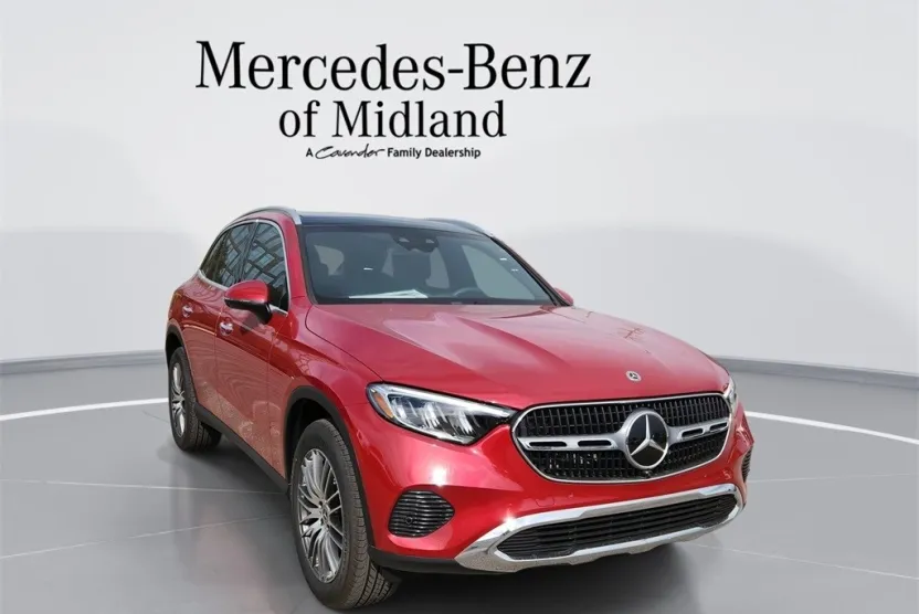 2026 Mercedes Benz GLC 300 photo 1