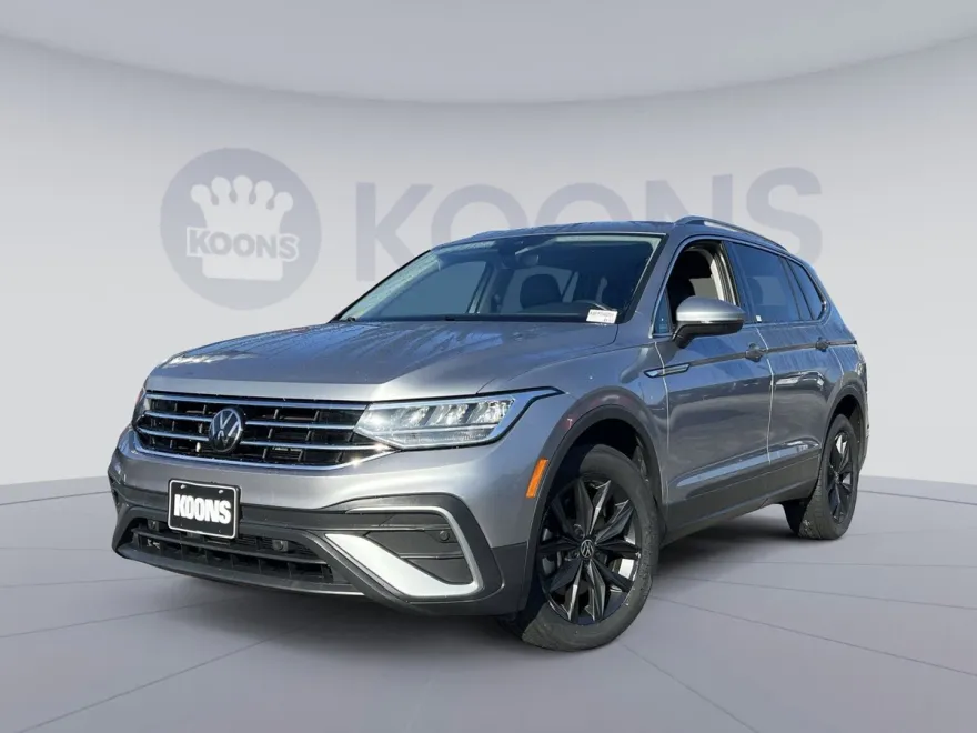 2024 Volkswagen Tiguan SE Wolfsburg Edition photo 1
