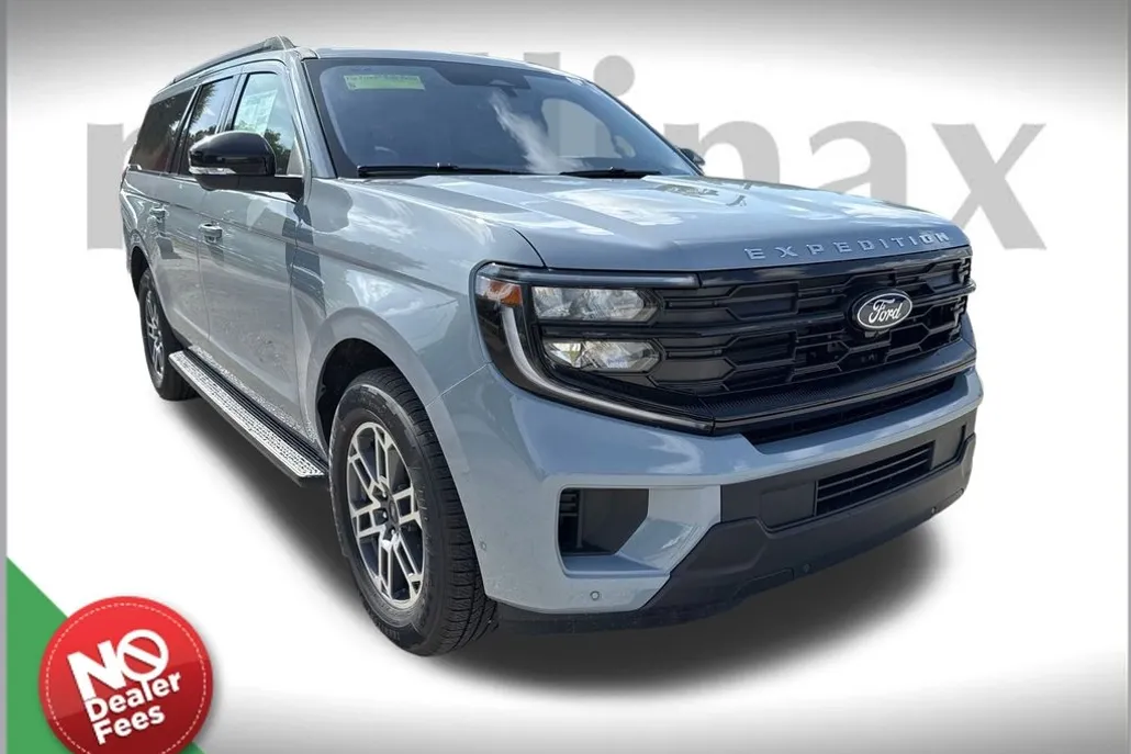 2025 Ford Expedition MAX photo 1