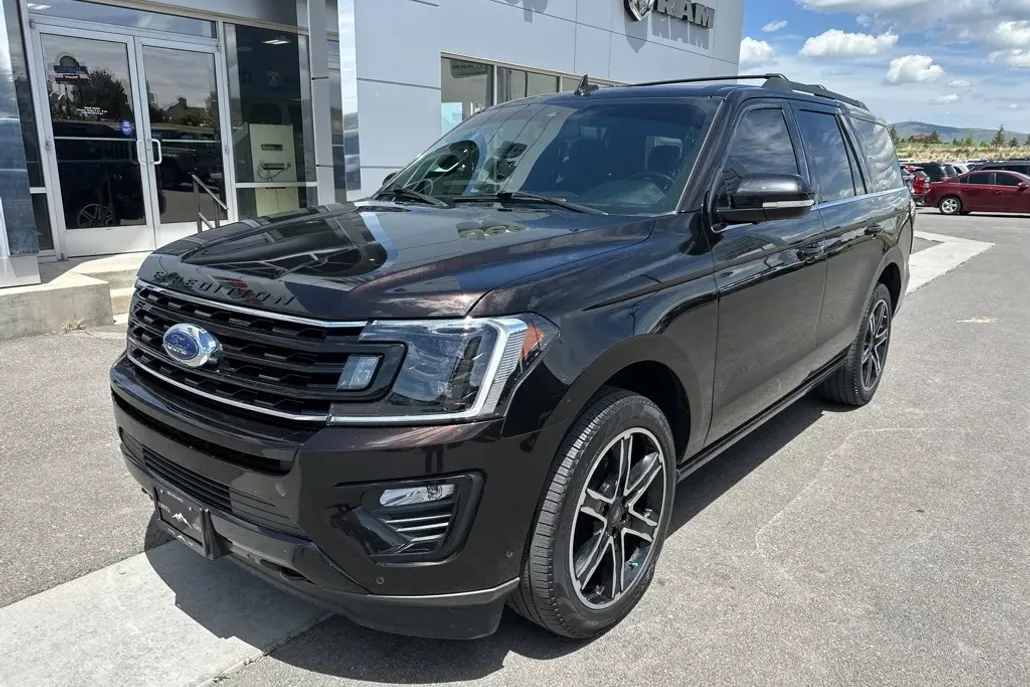 2021 Ford Expedition Limited photo 1