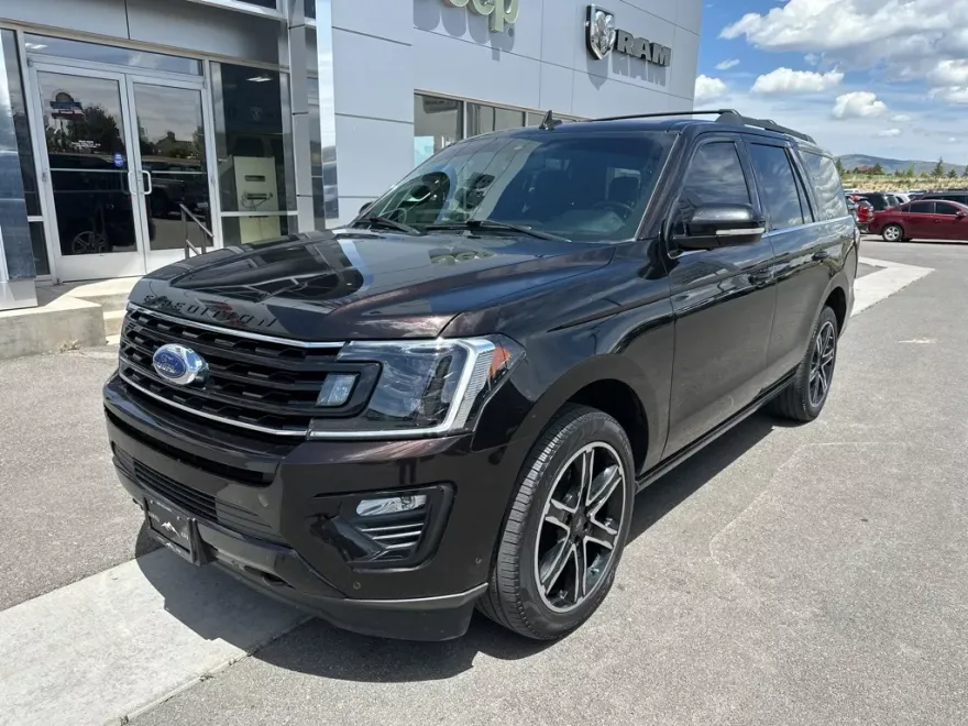2021 Ford Expedition Limited photo 1