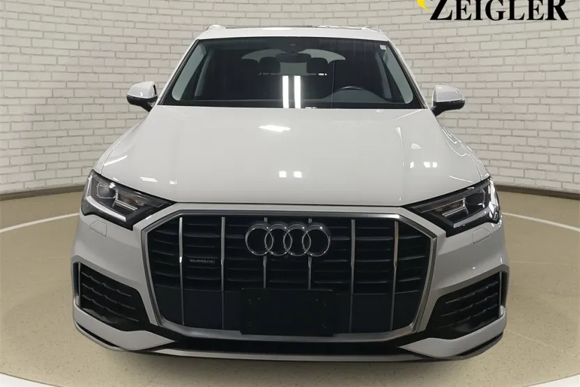 2022 Audi Q7 45 Premium photo 1
