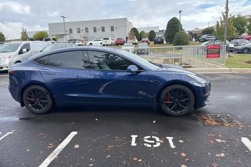 2021 Tesla Model 3 Performance photo 1