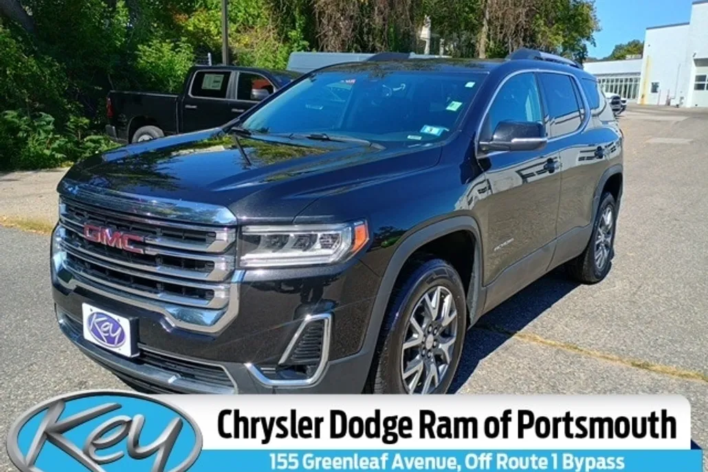 2023 Gmc Acadia SLT photo 1