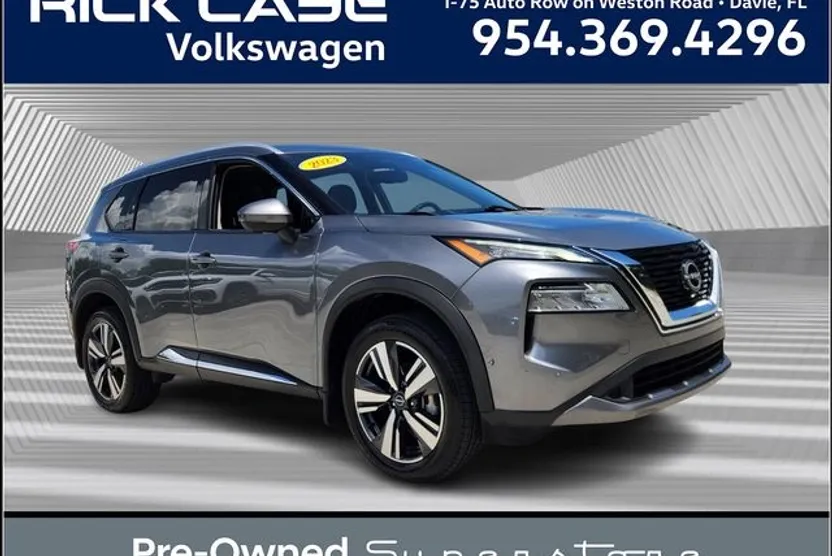 2023 Nissan Rogue SL photo 1