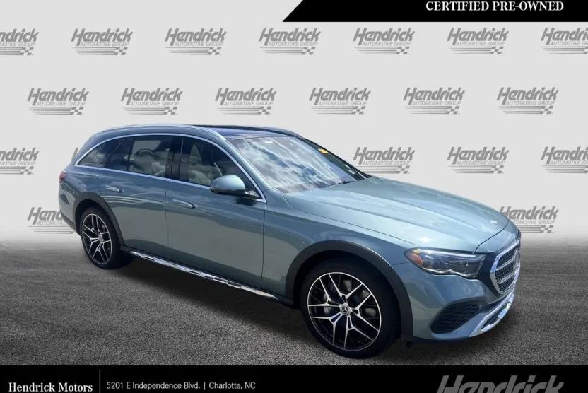 2025 Mercedes Benz E 450 Wagon photo 1