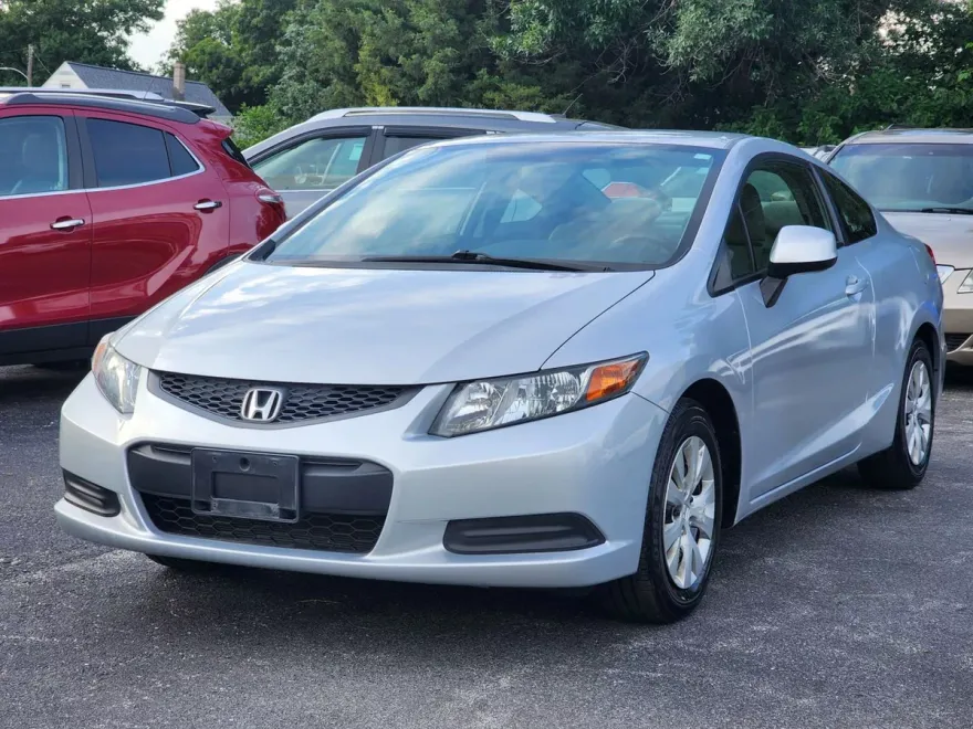 2012 Honda Civic LX photo 1
