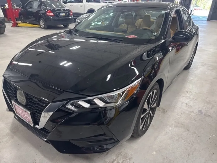 2023 Nissan Sentra SV Premium photo 1
