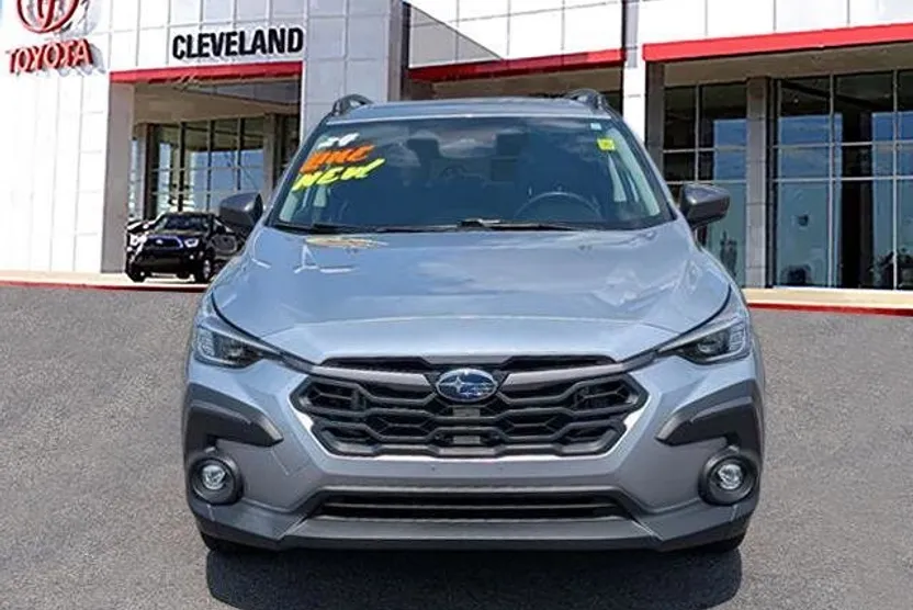 2024 Subaru Crosstrek Limited photo 1