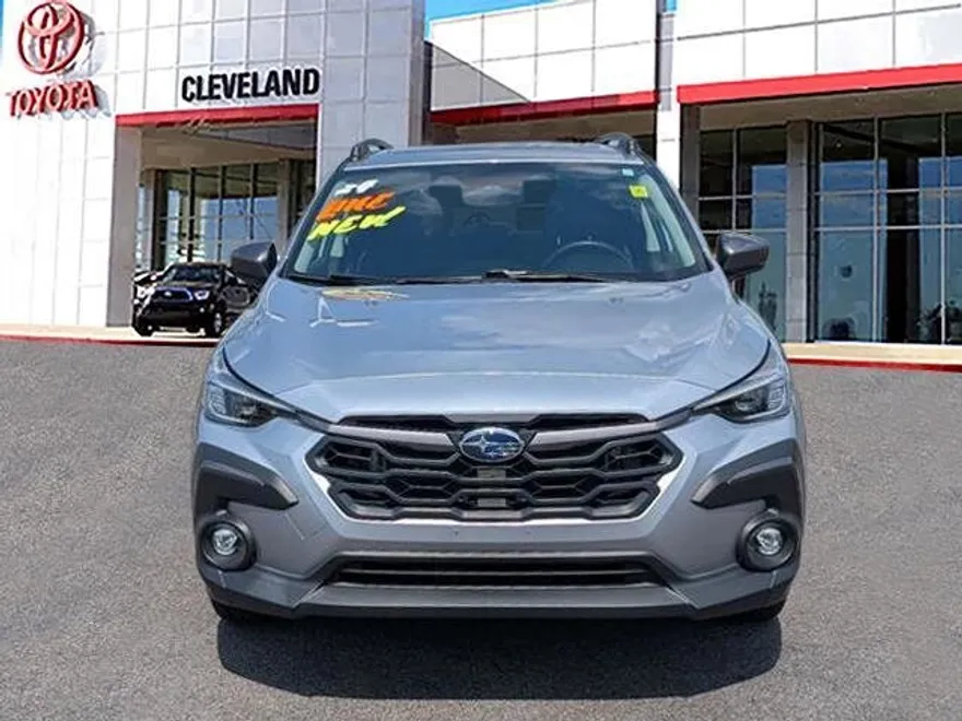 2024 Subaru Crosstrek Limited photo 1