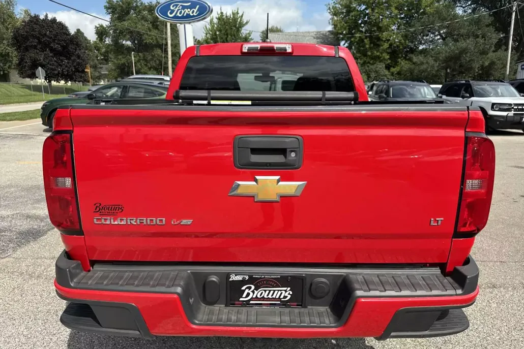 2018 Chevrolet Colorado LT photo 1