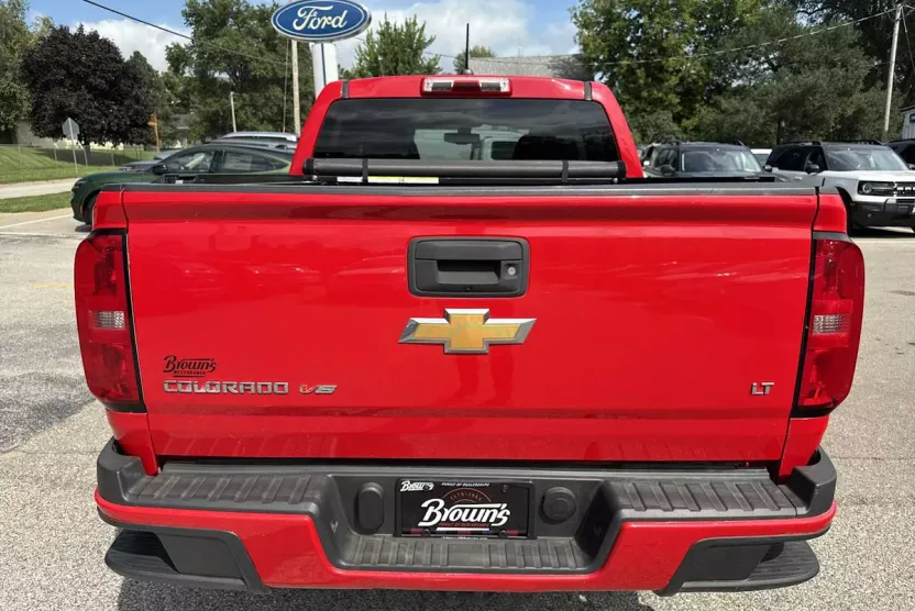 2018 Chevrolet Colorado LT photo 1