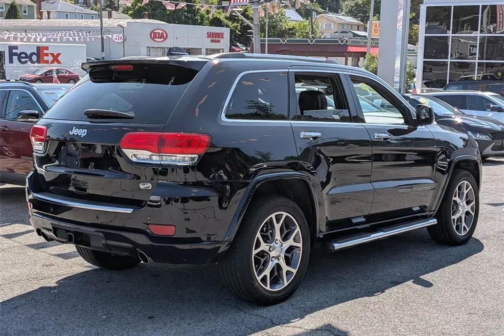 2020 Jeep Grand Cherokee Overland photo 1