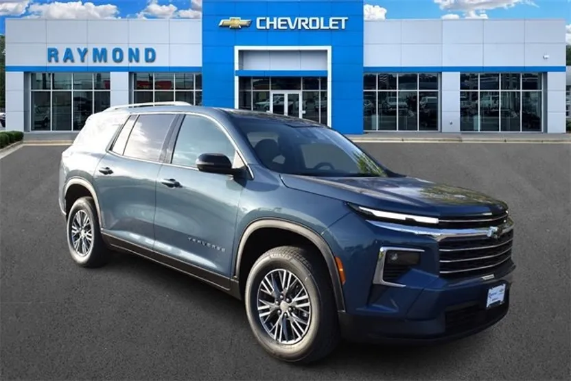 2026 Chevrolet Traverse photo 1