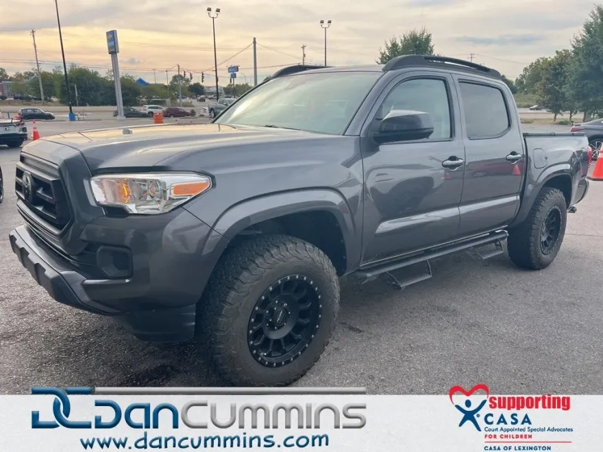 2021 Toyota Tacoma 4x4 SR photo 1