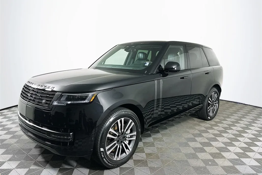 2025 Land Rover Range Rover SE photo 1