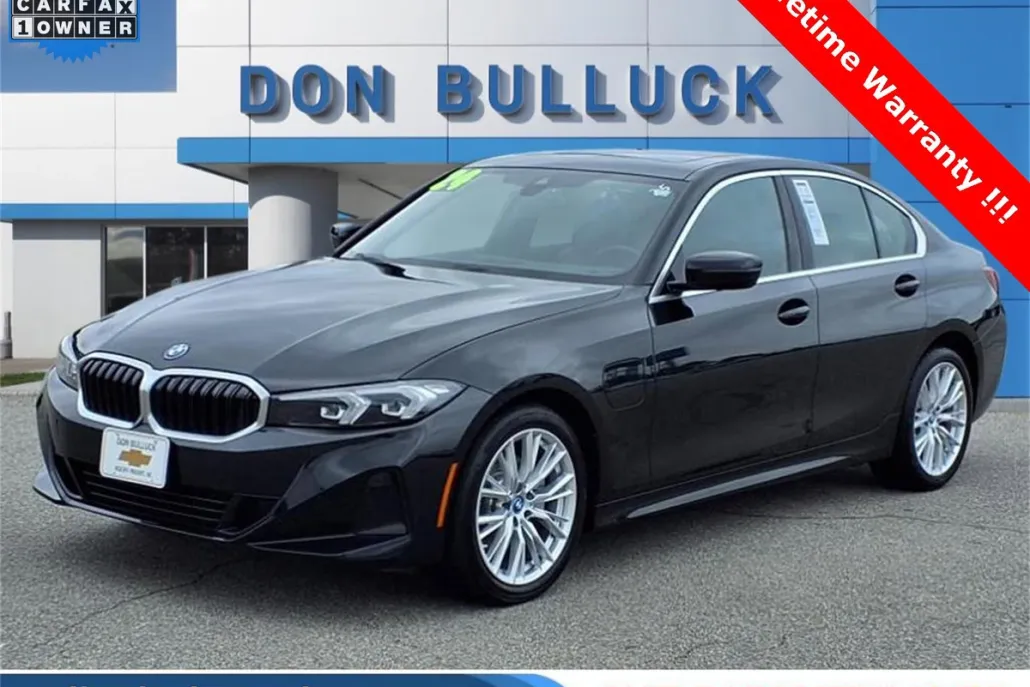 2024 Bmw 330e photo 1