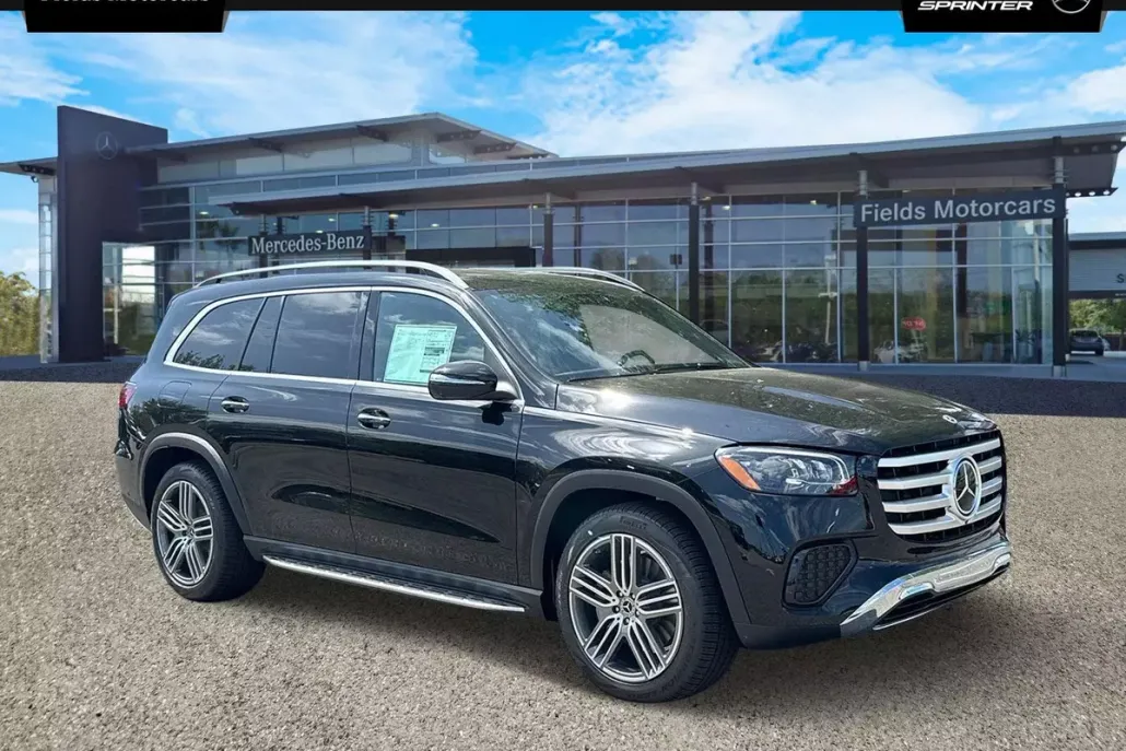2025 Mercedes Benz GLS 450 4MATIC photo 1