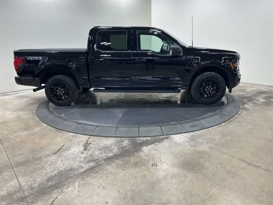 2024 Ford F-150 XLT photo 1