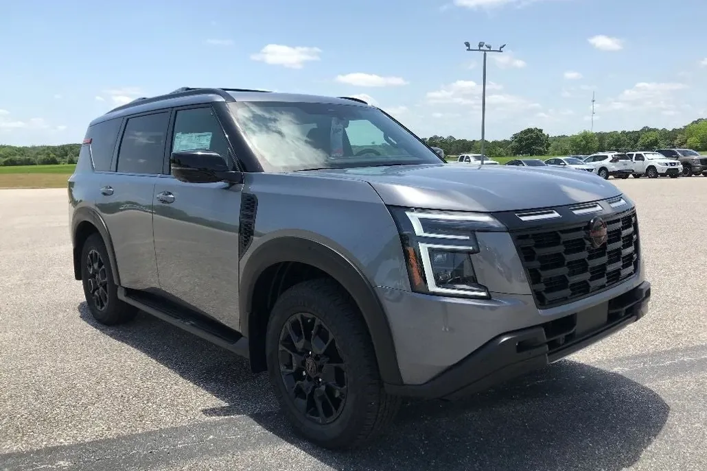 2025 Nissan Armada photo 1