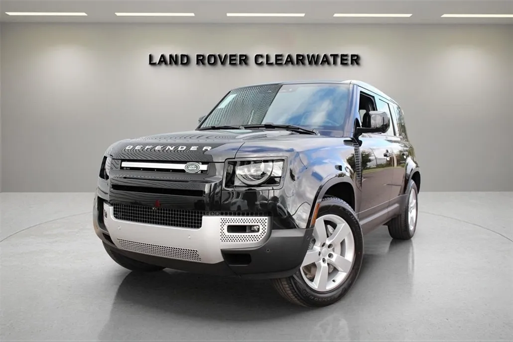 2025 Land Rover Defender 110 S photo 1