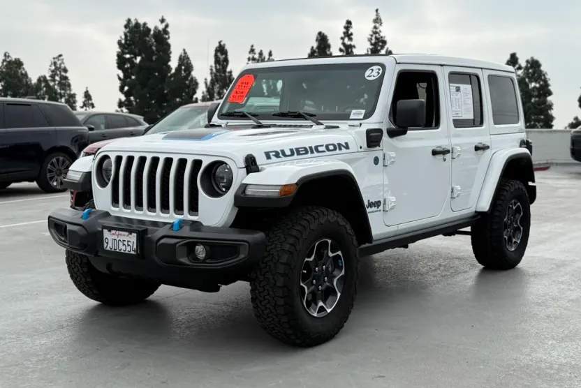 2023 Jeep Wrangler Rubicon 4xe photo 1