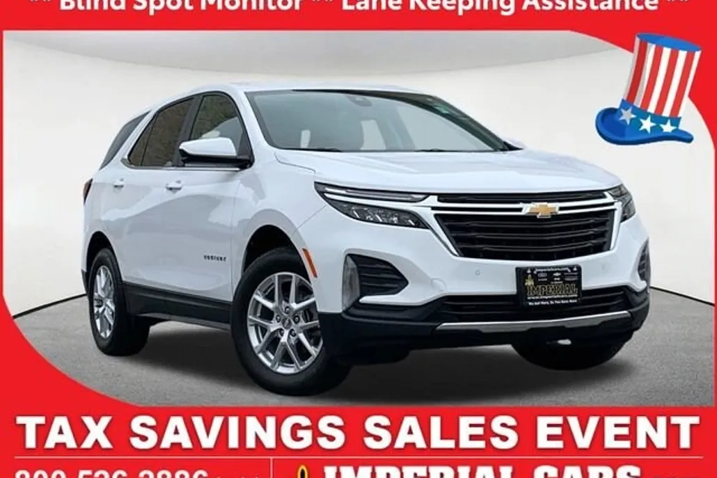 2023 Chevrolet Equinox LT photo 1