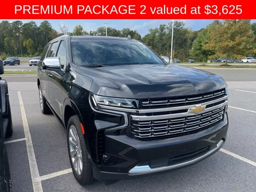 2023 Chevrolet Suburban Premier photo 1