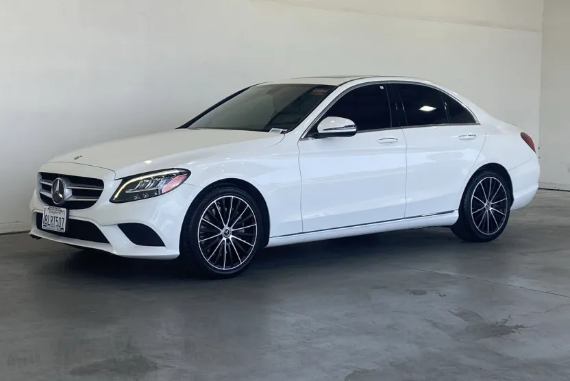 2019 Mercedes Benz C 300 photo 1