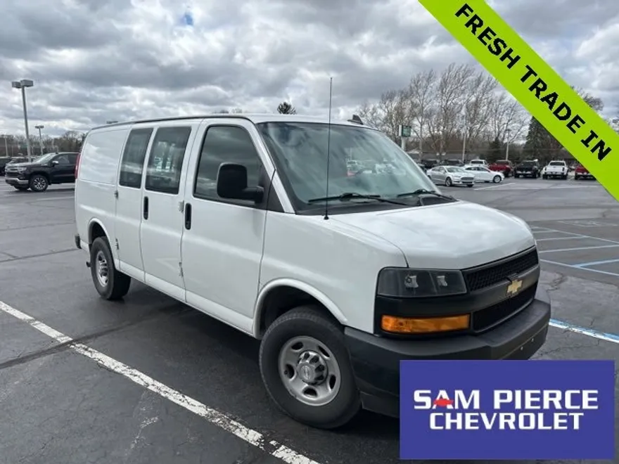 2021 Chevrolet Express Cargo 2500 photo 1