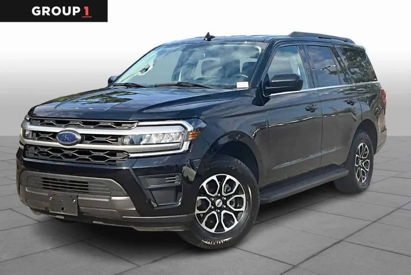 2024 Ford Expedition XLT photo 1