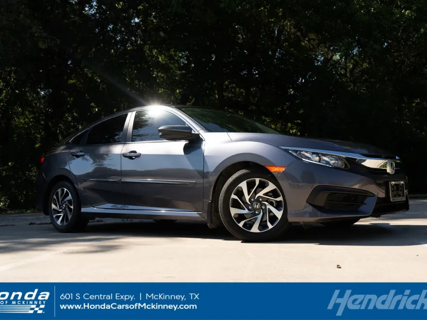 2017 Honda Civic EX photo 1