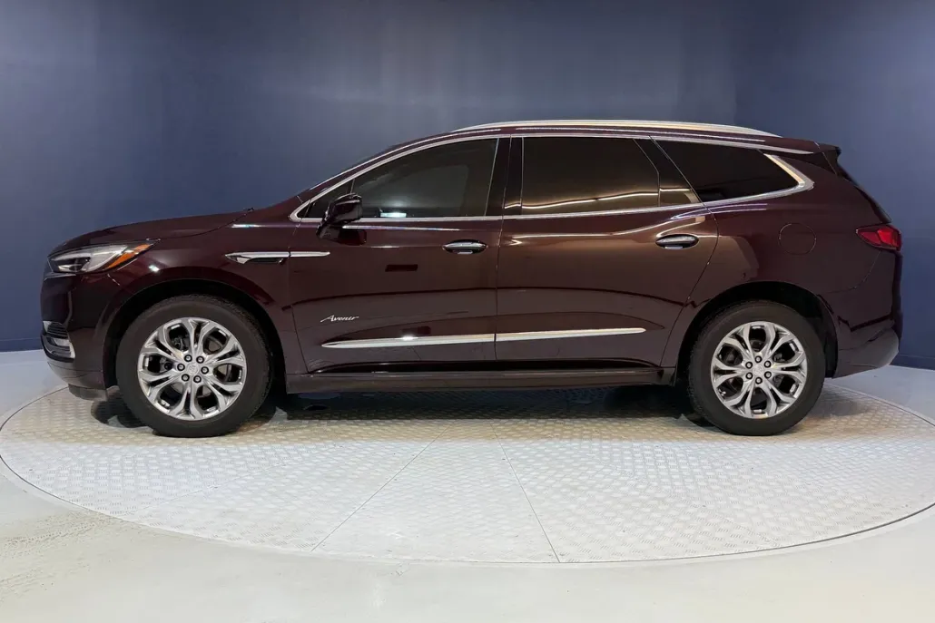 2021 Buick Enclave Avenir photo 1