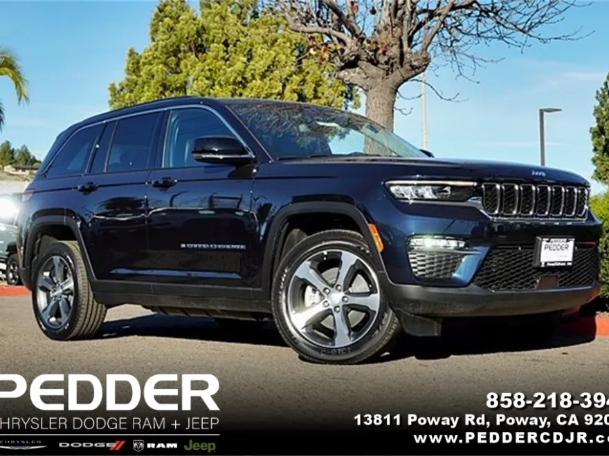 2023 Jeep Cherokee 4xe photo 1