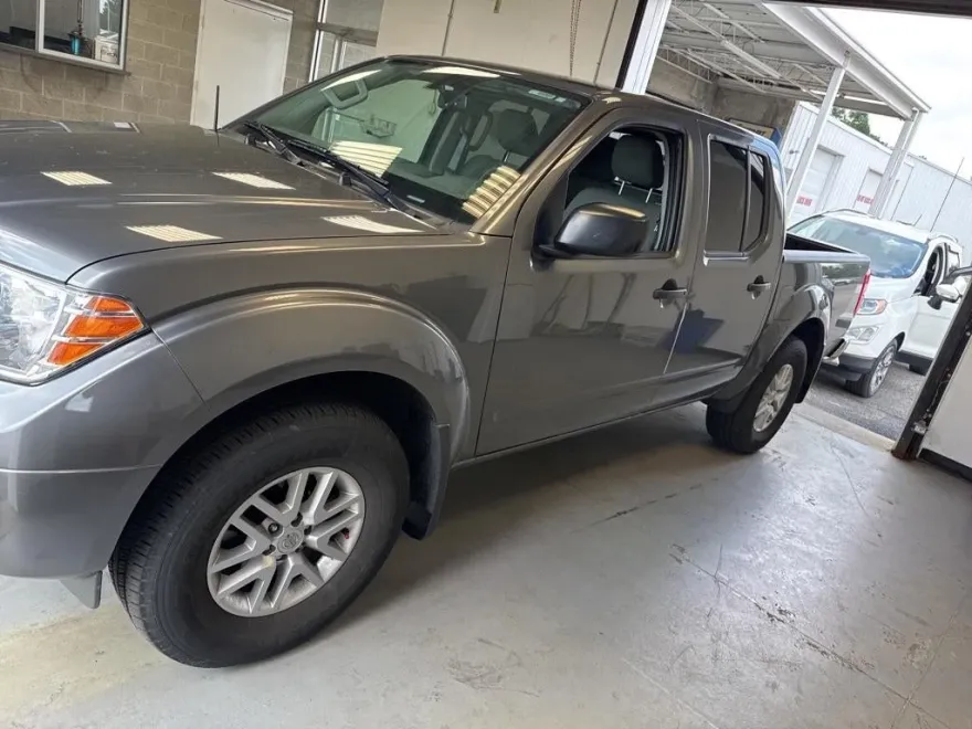 2021 Nissan Frontier SV photo 1