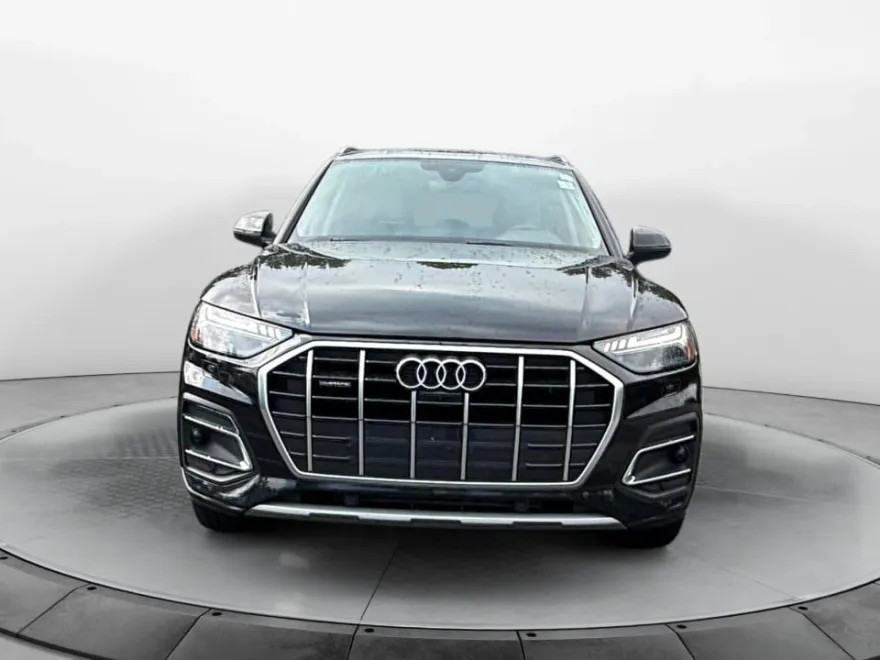 2021 Audi Q5 Prestige 45 TFSI Premium S line photo 1