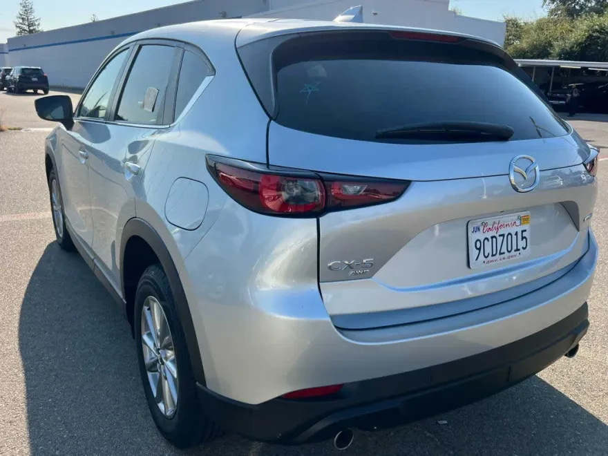 2022 Mazda CX-5 2.5 S Preferred photo 1
