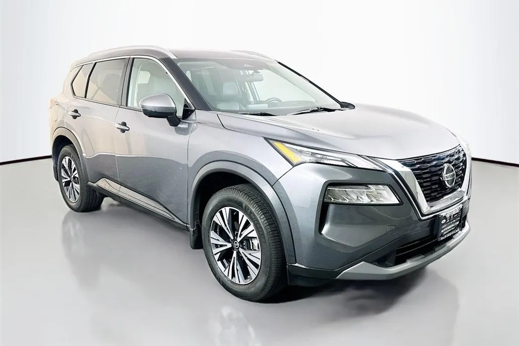 2021 Nissan Rogue SV photo 1