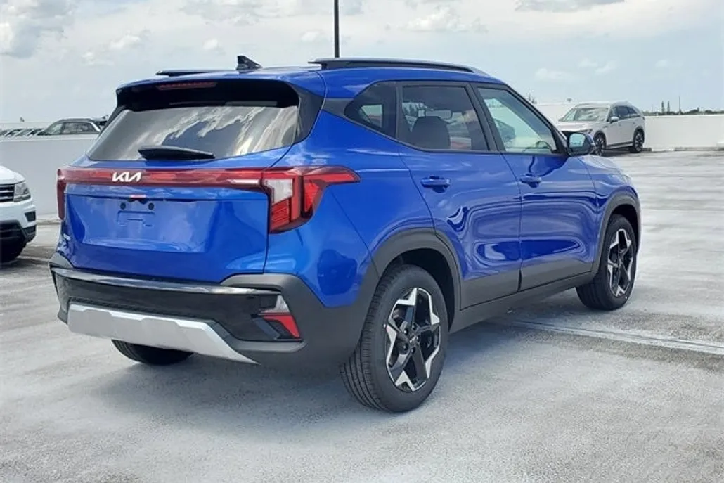 2026 Kia Seltos S photo 1