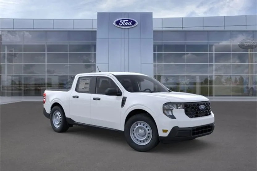 2025 Ford Maverick XL photo 1