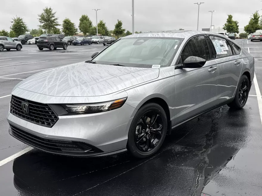 2025 Honda Accord SE photo 1