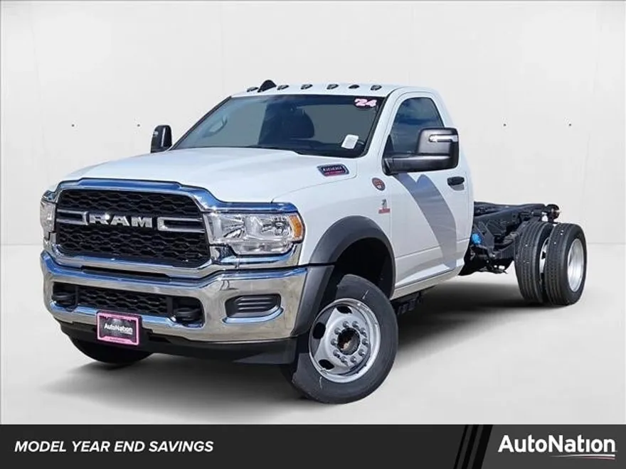 2024 Ram 5500 Tradesman photo 1