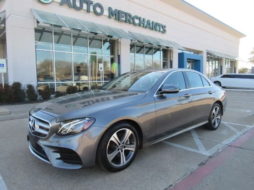 2019 Mercedes Benz E 300 Sedan photo 1