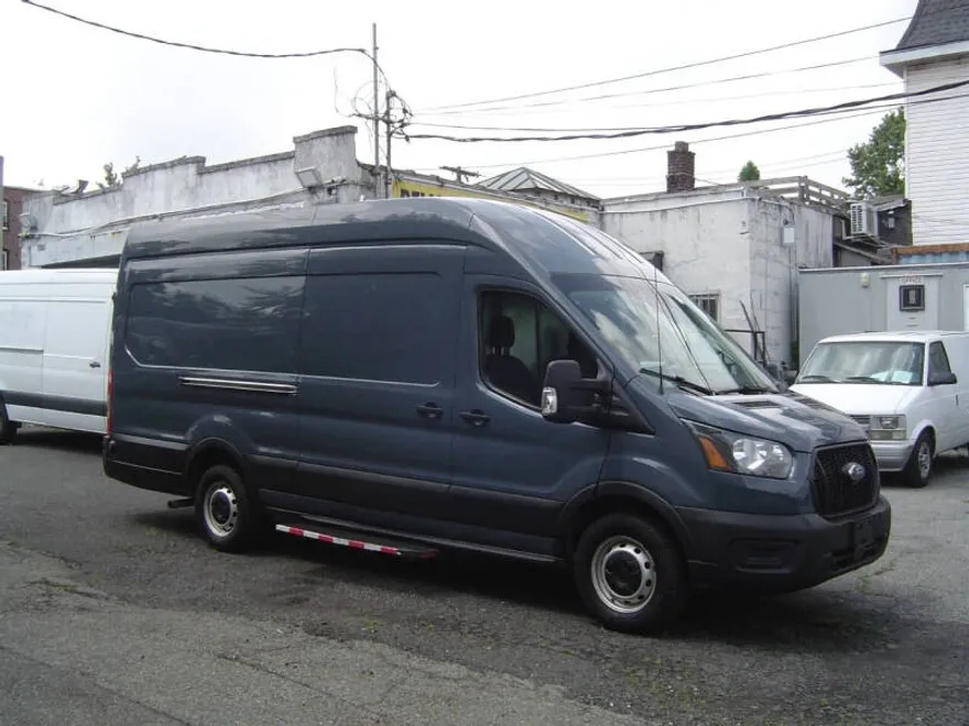 2021 Ford Transit Cargo Van photo 1