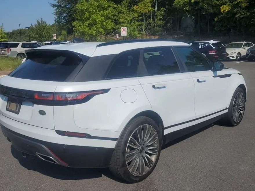 2019 Land Rover Range Rover Velar SE photo 1