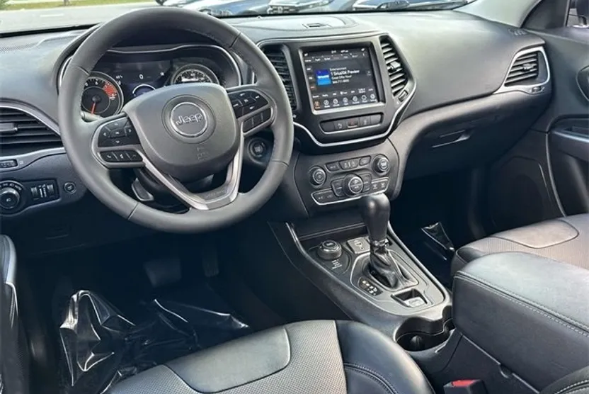2022 Jeep Cherokee Latitude Lux photo 1